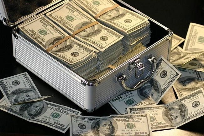 A estrutura de capital de uma empresa é um fator determinante para sua estabilidade financeira e capacidade de crescimento. A combinação entre capital próprio e capital de terceiros precisa ser planejada